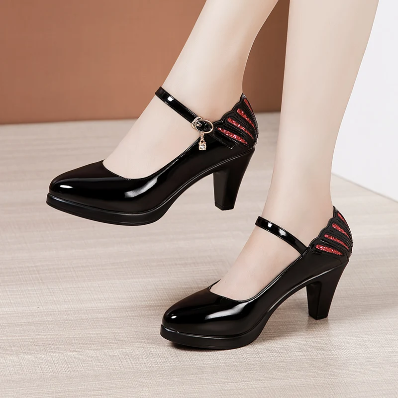 Scarpe con Tacco Alto a Blocco - Women'S Shoes For Fall recensione e prezzo