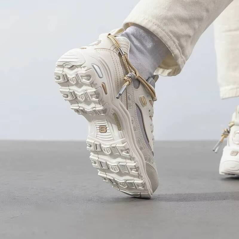 Skechers Nuove Scarpe D'Lites  - Women Shoes Skechers recensione e prezzo