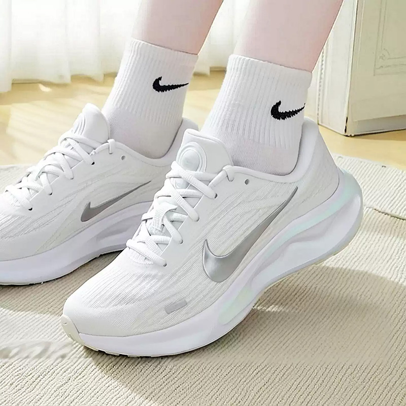 Scarpe sportive da corsa NIKE  - Women'S Shoes New Balance recensione e prezzo